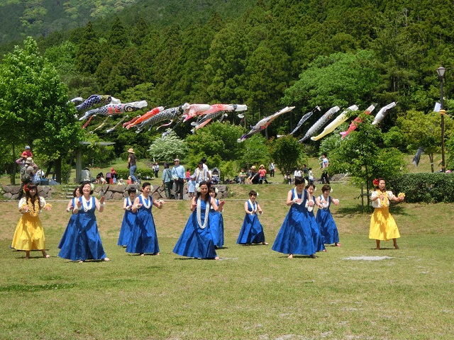 ２０１４春の親水公園まつりを開きます。